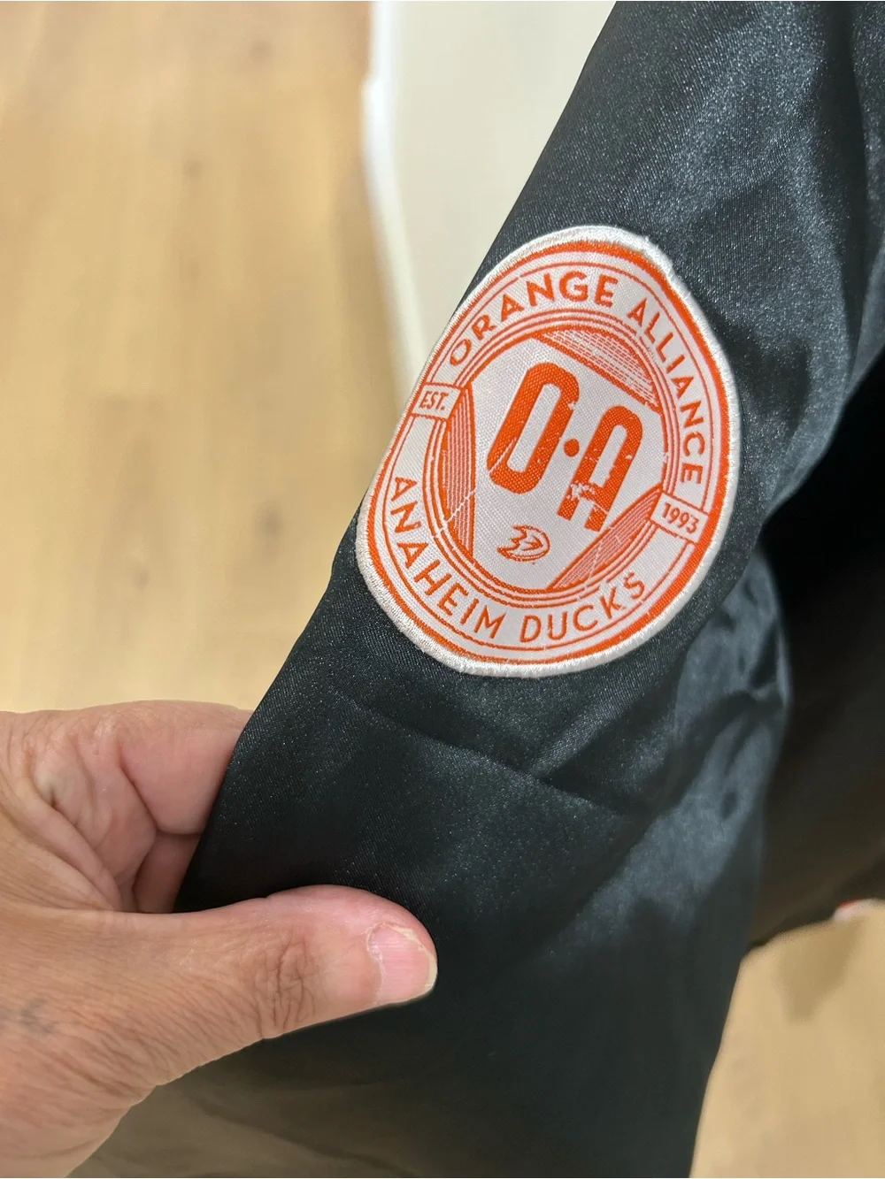 Men’s Black 30 Anniversary Anaheim Ducks Bomber Jacket with Orange. Sz Large